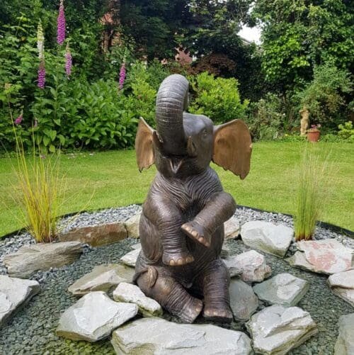 Outdoor Decoration Bronze Sitting Elephant Baby Statue