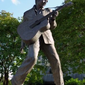 Bronze Elvis Presley Life-Ssize Statue Guitar Park Memorial