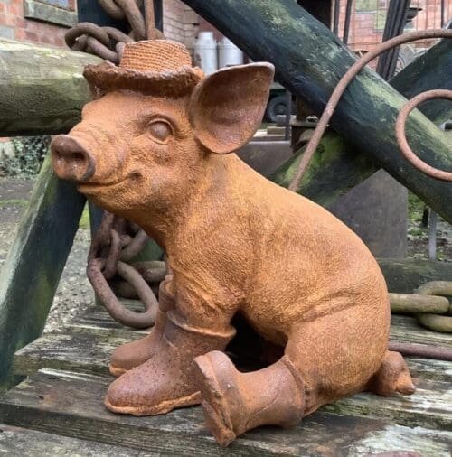 Garden Sculpture Rusty Metal Cast Iron Pig In Wellies