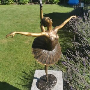 Yard Art Bronze Outdoor Dancing Girl Sculpture