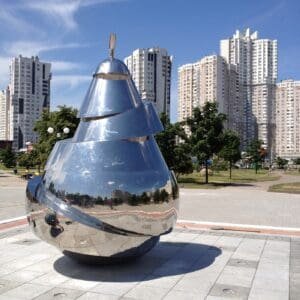 Outdoor Decoration Large Mirrored Stainless Steel Sliced Pears Sculpture